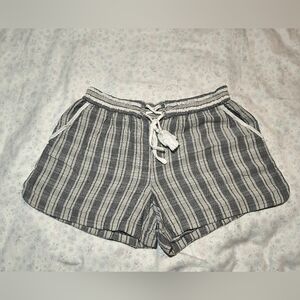 Striped Gray Women's Shortselevensons Striped Shorts XS